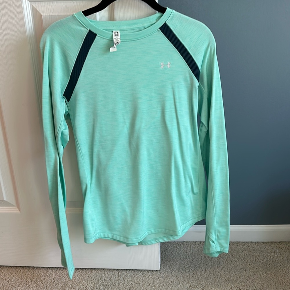 Under Armour  Top